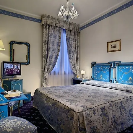 Hotel Roulette 4 4*